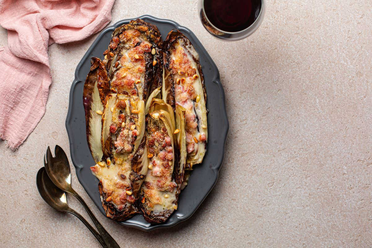 Radicchio al forno con parmigiano e pancetta