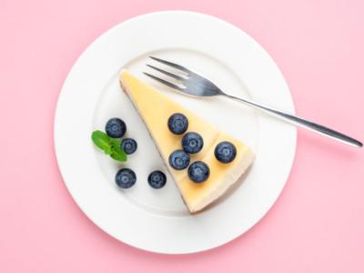 Mai rinunciare al dolce: ecco come preparare la cheesecake light