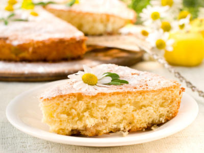 La torta alla camomilla è il dolce perfetto per conciliare il sonno!