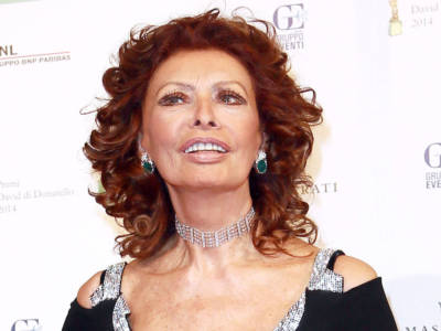 Sophia Loren fa tripletta e arriva a Bari con il ristorante a suo nome
