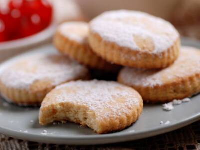 Friabili e perfetti per la colazione, ecco i biscotti senza lievito