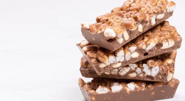 Kinder Cereali: la ricetta originale dello snack con cioccolato e riso soffiato