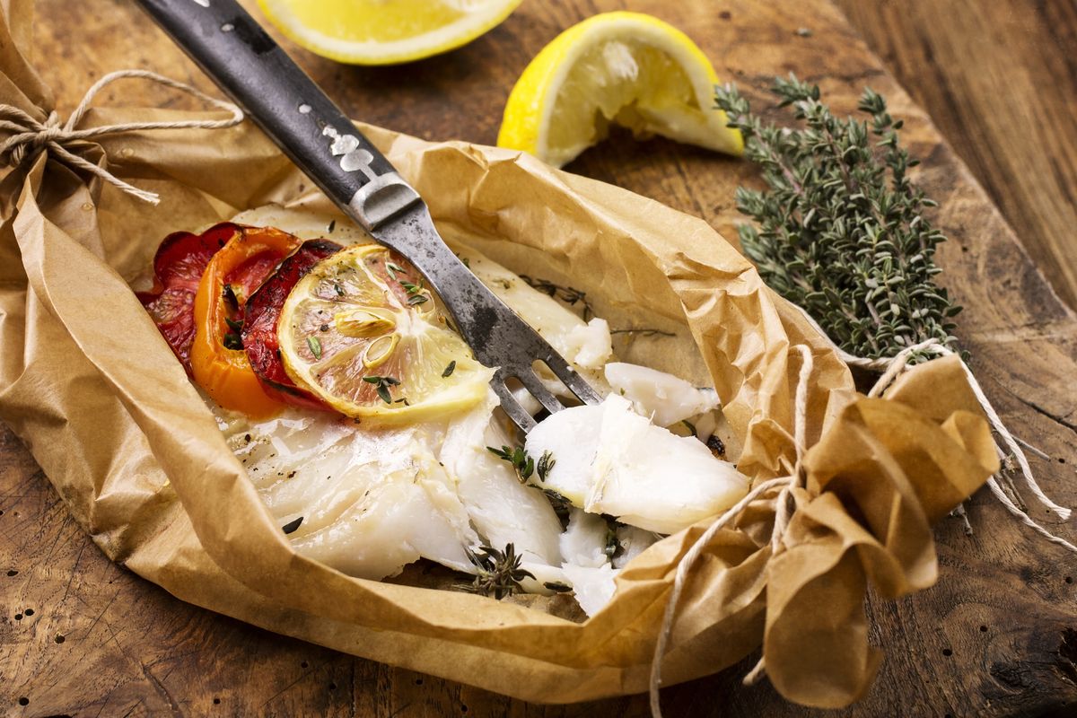 Cos'è il pesce San Pietro, come cucinarlo e ricette per prepararlo