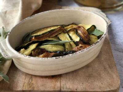 Le zucchine in carpione alla piemontese sono una vera delizia… ecco la video ricetta per prepararle