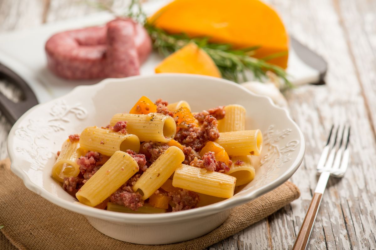Pasta zucca e salsiccia