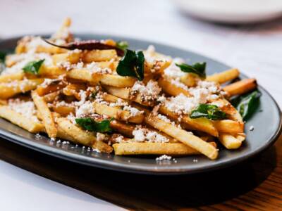 Come sono le patatine fritte più care del mondo? Gli ingredienti del piatto da record!