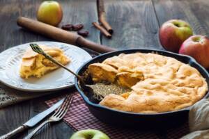 Torta di mele in padella