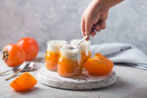 Crema ai cachi con yogurt