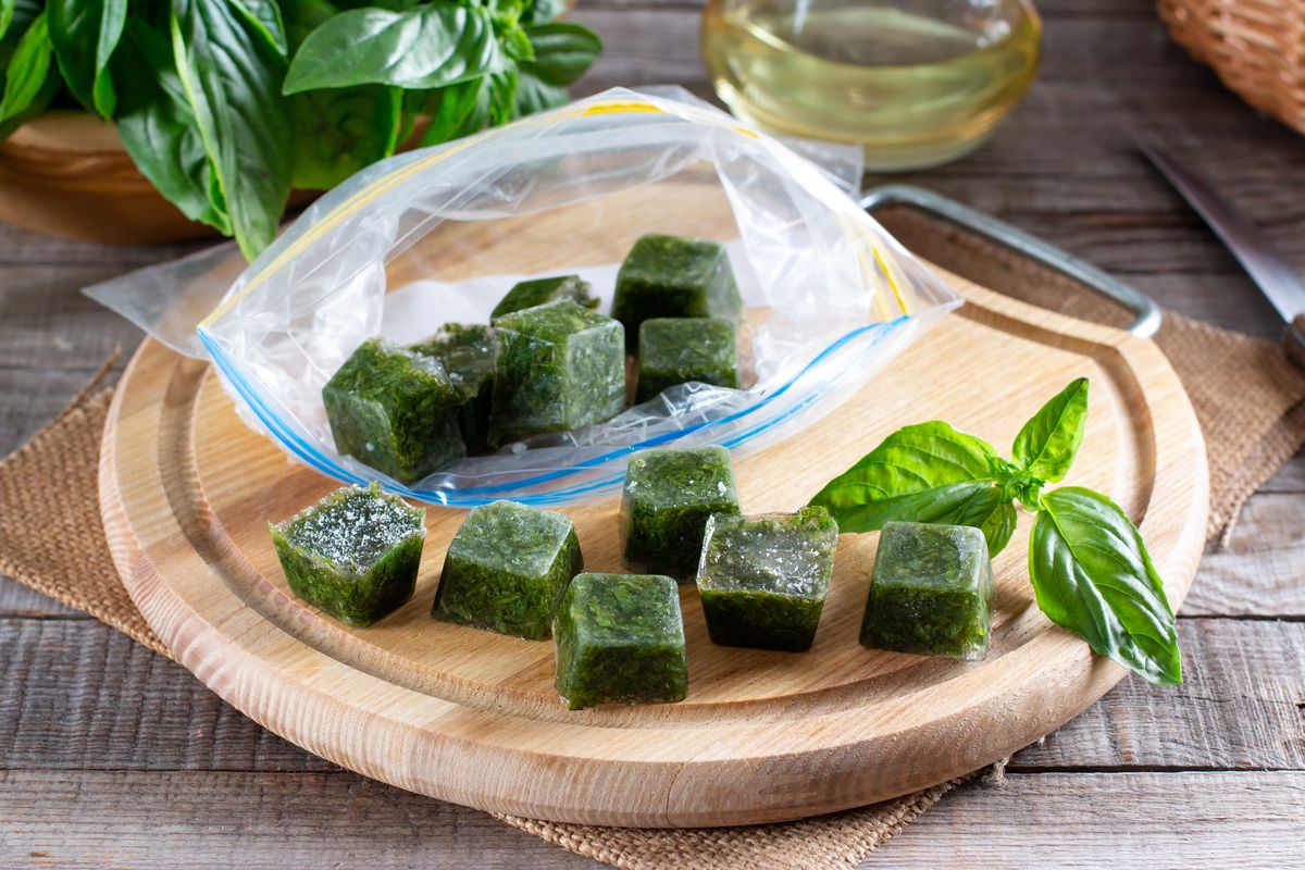 Basil cubes