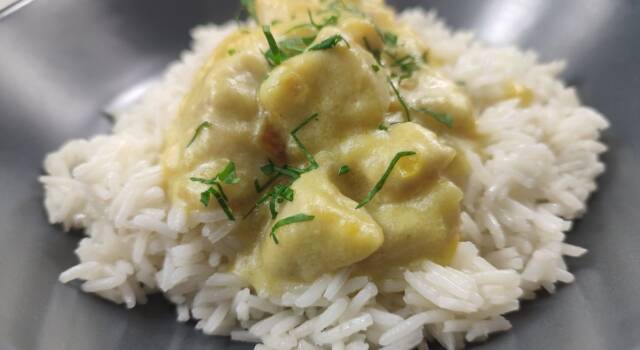 Pollo al curry con riso basmati: la foto e videoricetta del piatto orientale!
