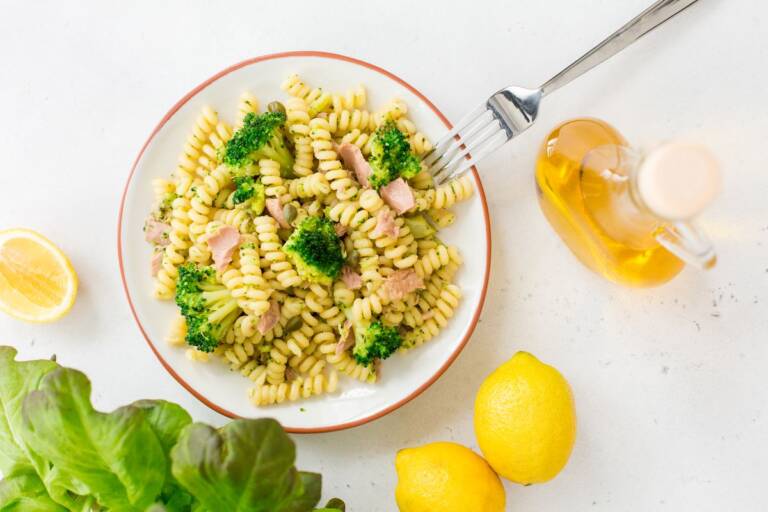 Pasta broccoli e tonno la ricetta facile e veloce del primo piatto