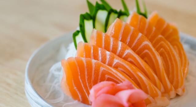 Sashimi di salmone, a casa come al ristorante