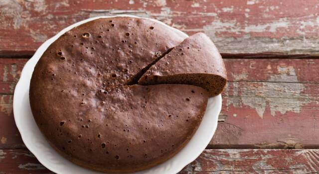 Torta al cioccolato senza glutine con il bimby: la ricetta veloce e facile