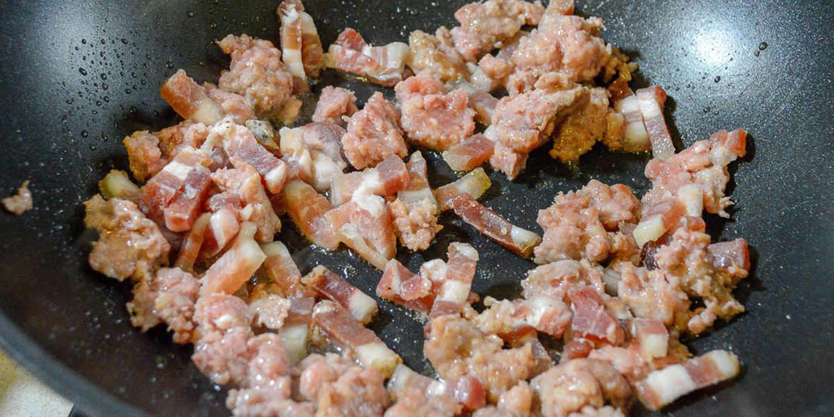 Salsiccia e guanciale