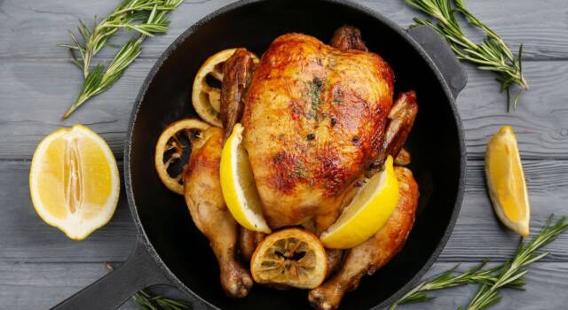 Due ingredienti per un secondo di carne strepitoso: il pollo al sale