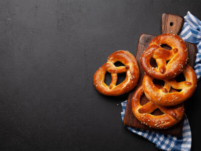 Pretzel (o Bretzel): storia e curiosità su questo prodotto tipico