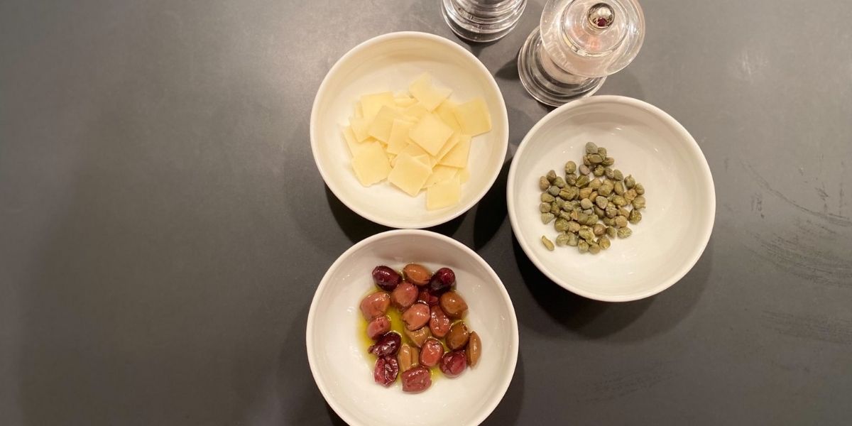 Ingredients for seasoning fennel