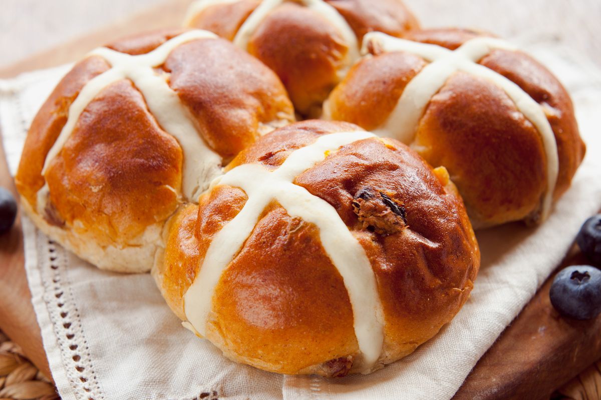 Hot cross buns