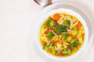 Minestra di pasta e broccoli alla romana