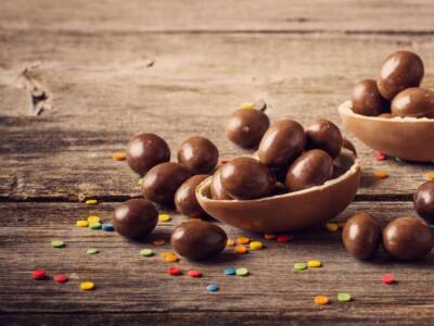 La ricetta degli ovetti di cioccolato fatti in casa: scopri tutte le versioni!