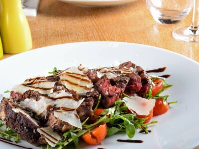 Tagliata rucola e grana