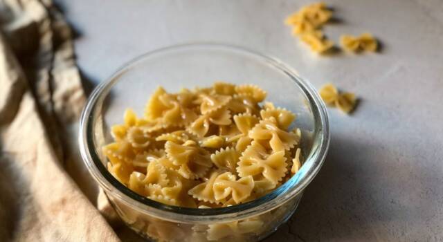 Il segreto per cucinare la pasta in anticipo, senza farla scuocere!