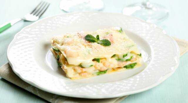 Amate i primi piatti sfiziosi? Provate le lasagne zucchine e gamberetti