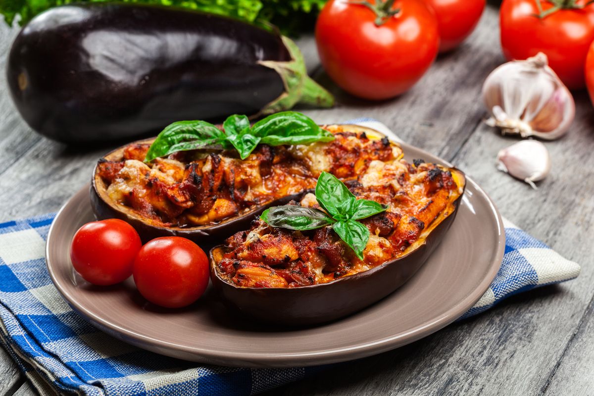 vegan stuffed eggplant