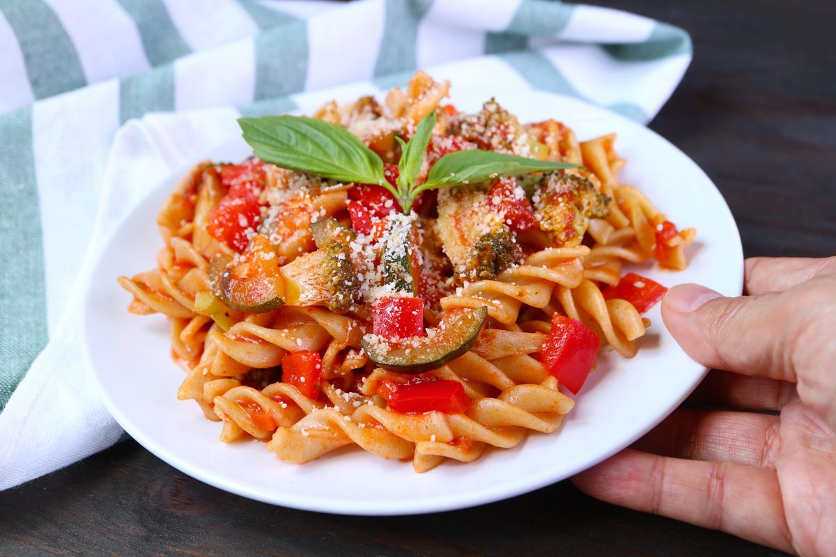 Courgette and pepper pasta