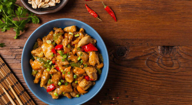 Pollo kung pao, il secondo piatto cinese per eccellenza