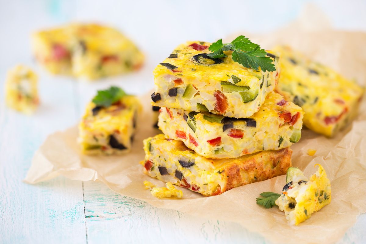 omelette of peppers and zucchini