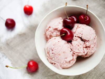 Gelato alla ciliegia: come prepararlo con e senza gelatiera