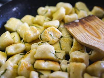 Gnocchi con la fioreta, una ricetta tipica veneta