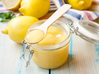 Lemon curd: la ricetta originale della crema al limone per i vostri dolci