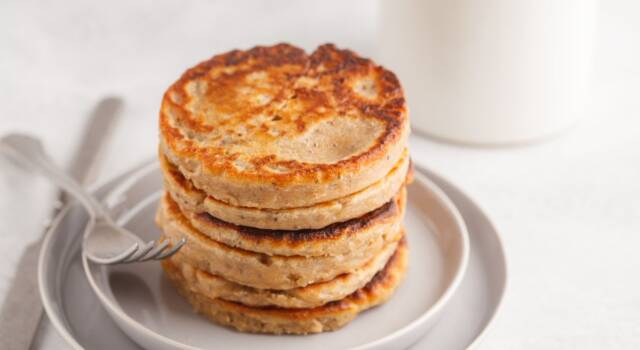 Pancake ai semi di chia vegani, una colazione alternativa