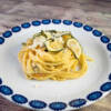 Pasta con zucchine fritte