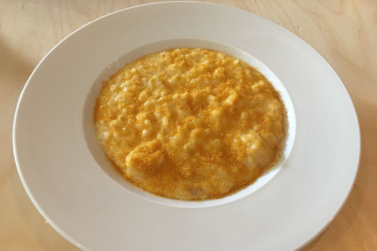 Risotto tied with eggs
