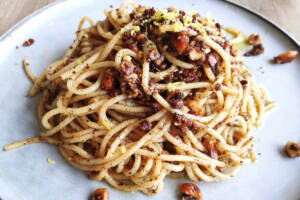 spaghetti alle nocciole
