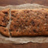 La ricetta leggera e croccante della focaccia di farro