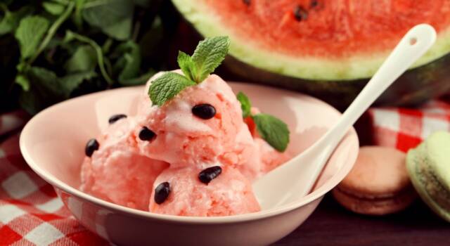 Che buono il gelato all&#8217;anguria: ecco la ricetta perfetta per l&#8217;estate
