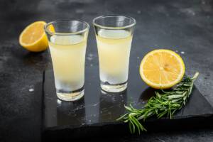 liquore al rosmarino