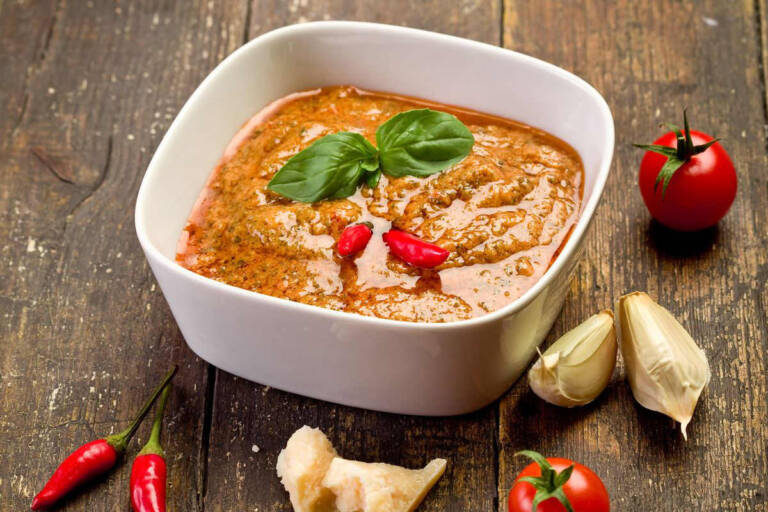 Pesto alla trapanese con il Bimby, la ricetta originale