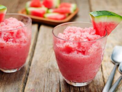 Granita all’anguria con il Bimby: la ricetta estiva più veloce che ci sia