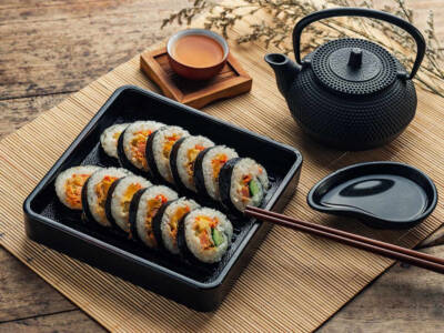Gustiamo il kimbap, il fantastico sushi coreano