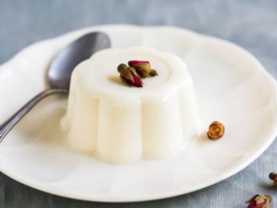 Panna cotta senza gelatina, una nuova ricetta per questo dolce al cucchiaio