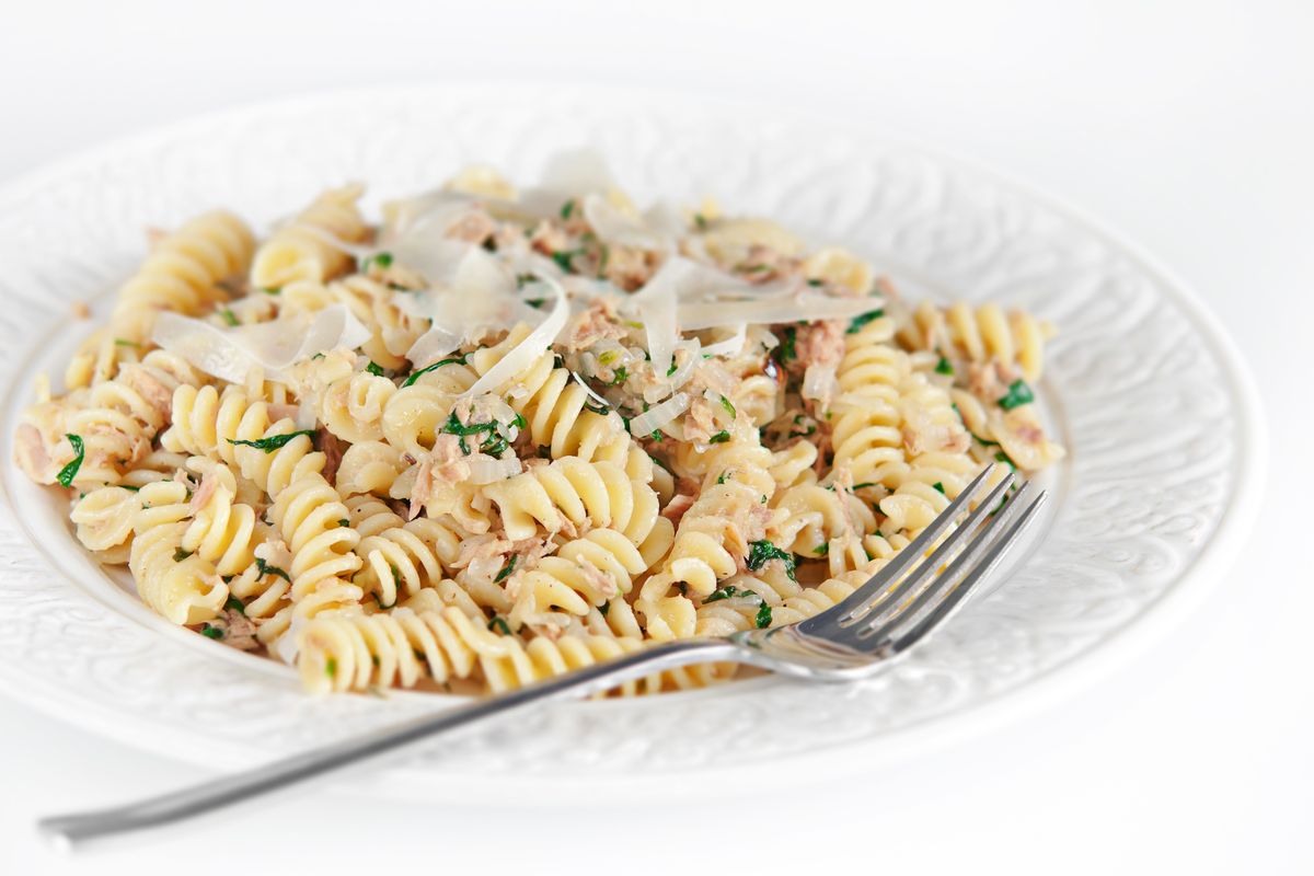 tuna and mozzarella pasta