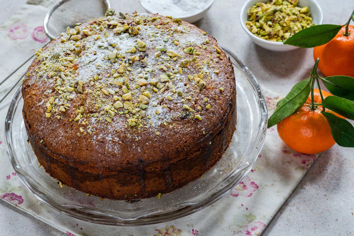 vegan pistachio cake