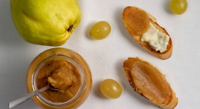 Che buona la marmellata di mele cotogne e uva&#8230;preparatela con noi!