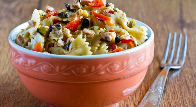 Insalata di pasta con tonno: viva l&#8217;estate!