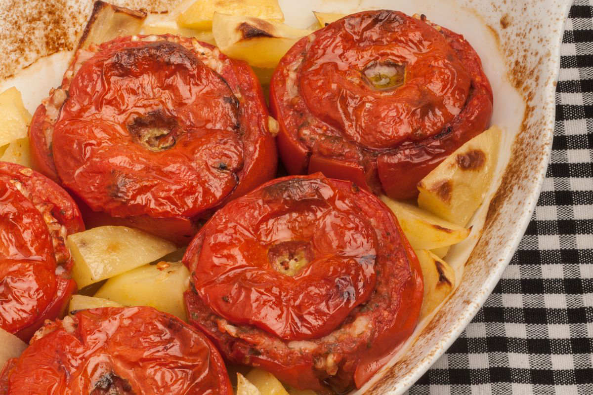 Tomatoes With Rice And Potatoes